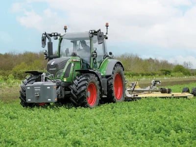 Wartung leicht gemacht: New Holland Traktoren optimal pflegen und sparen