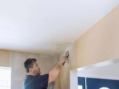 Selbstmontage mit einer Spanndecke: Matt, Glanz, Satin oder Lichtdecke für jeden Stil